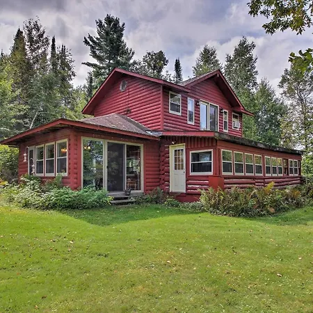 Wilderness Acres Retreat On Bear Lake!
